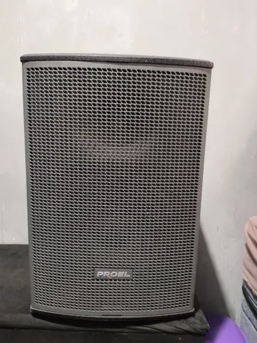 Vendo caixa de som amplificada profissional
