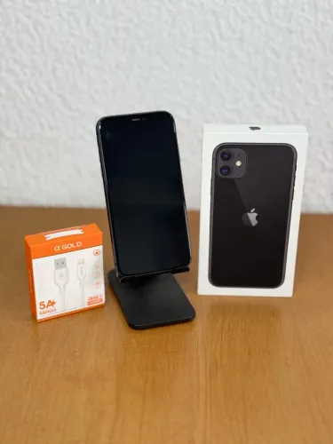 iPhone 11 64GB Preto