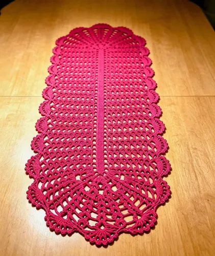TRILHO DE MESA DE CROCHÊ ARTESANAL 