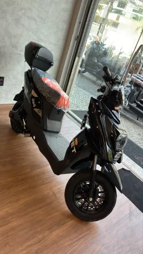 Scooter elétrica Jet 1000w POUCO USADA - apenas 150 km rodados 