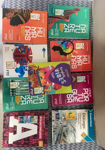 9 livros do 3º ano do ensino médio ( nunca usados )