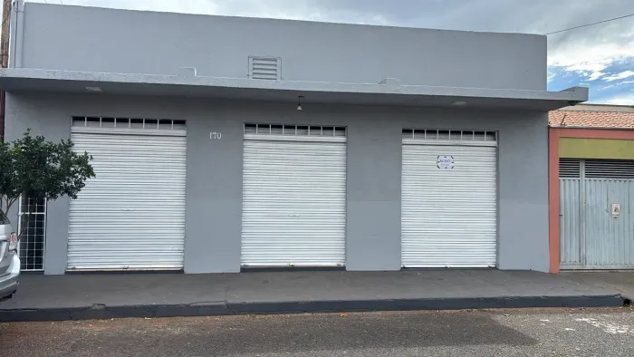 cômodo comercial no planalto