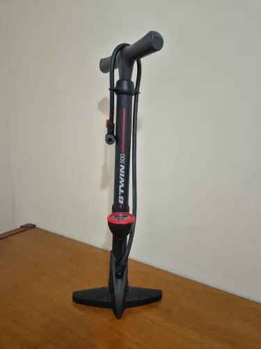 BICICLETA ,Bomba pra encher pneu de Bike