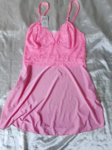 Camisola . Veste, G e M