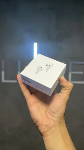 AirPods 4 C/ ANC