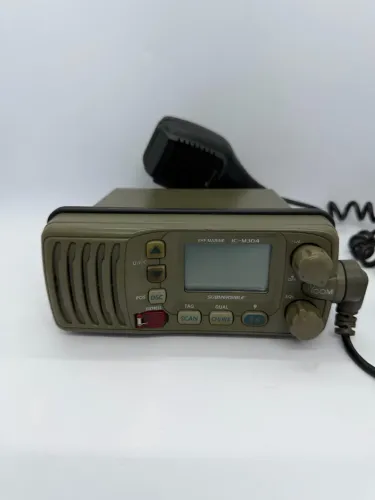 Rádio Comunicador Marítimo ICOM IC-M304 VHF