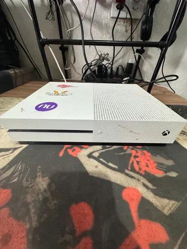 Xbox one s 500gb (aceito trocas)