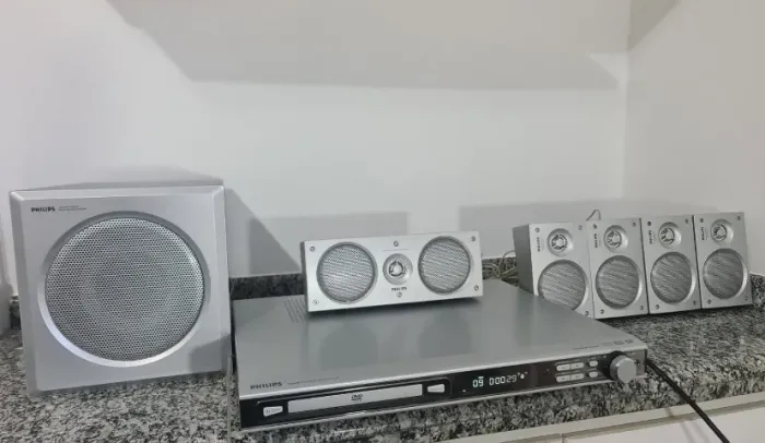 Home Theater Philips MX 2600 5.1 Canais 200W RMS