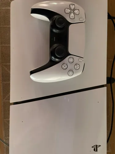 PS5 Slim Digital 1TB + Controle Original + Acessórios Completos