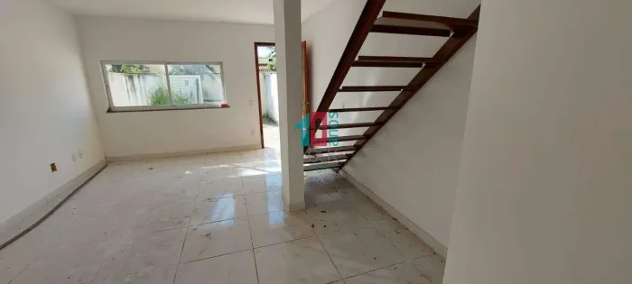 Pedra de Guaratiba | Casa de Rua 2 quartos