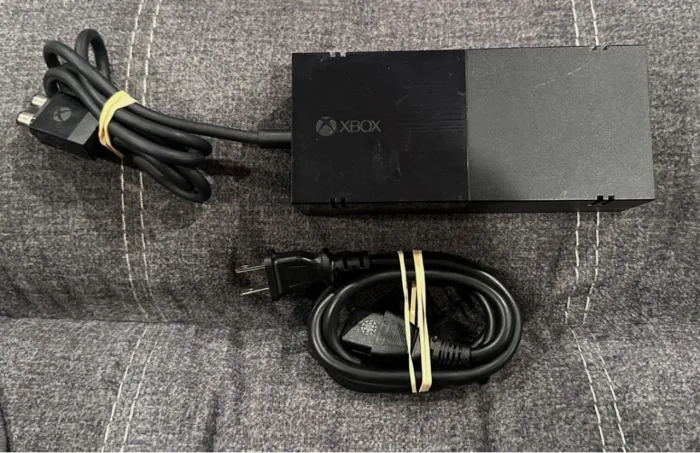 Fonte Xbox one Fat
