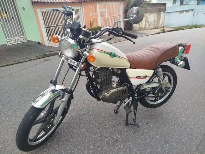 ? SUZUKI INTRUDER 125 2011 CUSTOM ? ECONÔMICA E REVISADA