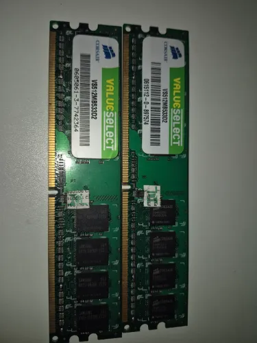 Memória RAM desktop V512MB533D2