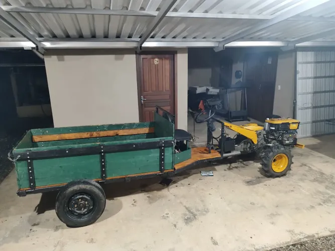 Vendo micro trator Tobata yanmar com volante e motor novo Buffalo 13cv 