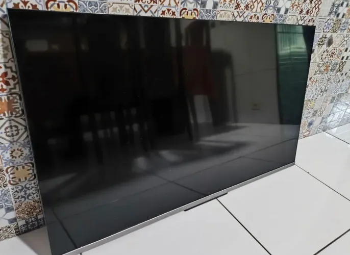 Tv tcl 50 com defeito