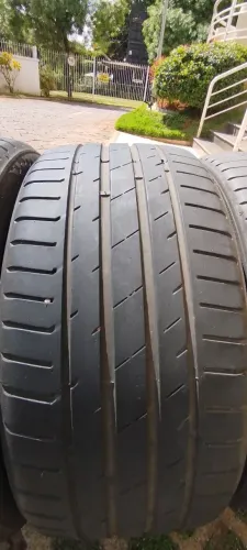 Pneu Aro 17 Delinte 225/45/17 