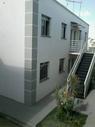 Aluga-se Apartamento