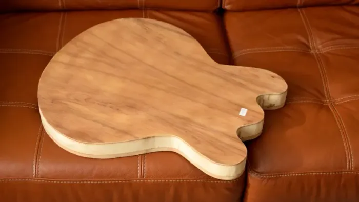 Corpo pré cortado para guitarra semiacústica araucária (C270)