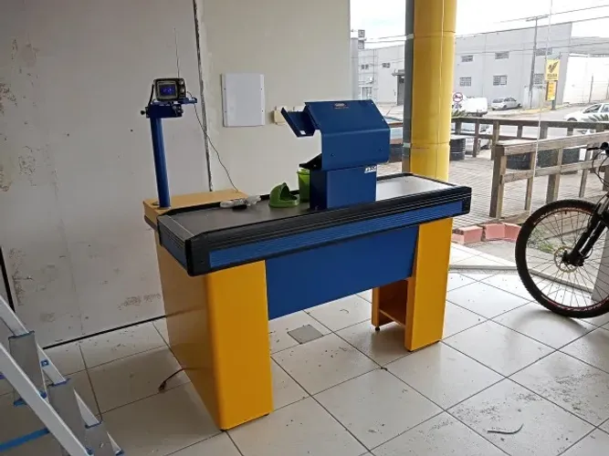 CAIXA DE SUPERMERCADO