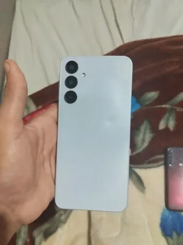 Samsung A16 com defeito
