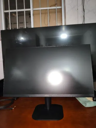 Monitor AOC 21.5 120hz