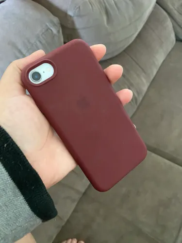 Iphone SE funcionando perfeitamente ?