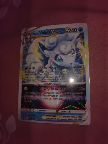 carta pokemon: Alolan Vulpix Vstar