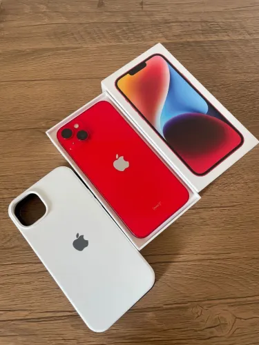 iPhone 14 Plus Product Red 