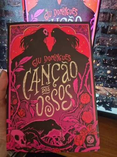 Livro Canção dos Ossos
