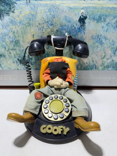 Telefone antigo pateta 