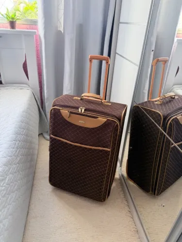 Mala Grande Pierre Cardin Ótimo Estado Luxo