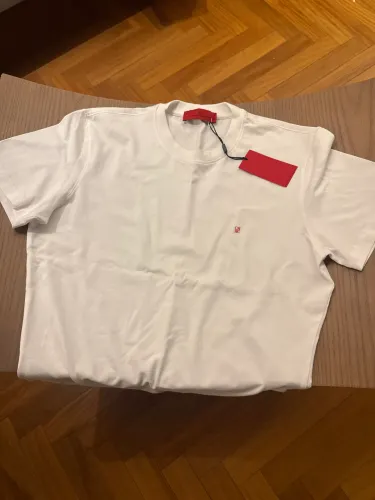 Blusa Carolina herrera branca lisa