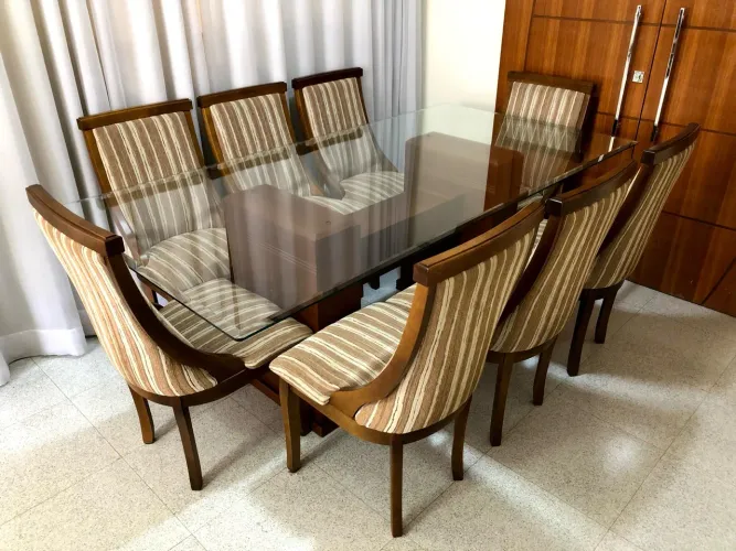 Conjunto mesa jantar 8 lugares