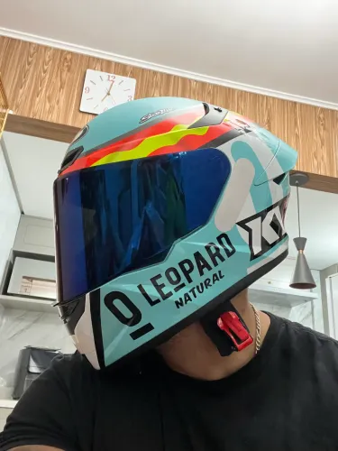 Capacete kyt tt course zerado com viseira azul tamanho 58 top 600 reais