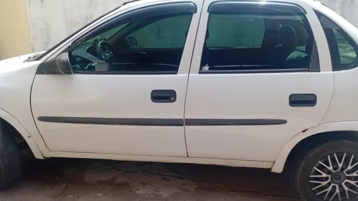 Chevrolet Corsa GL 1.6 MPFI / 1.4 EFI 2P E 4P 1999