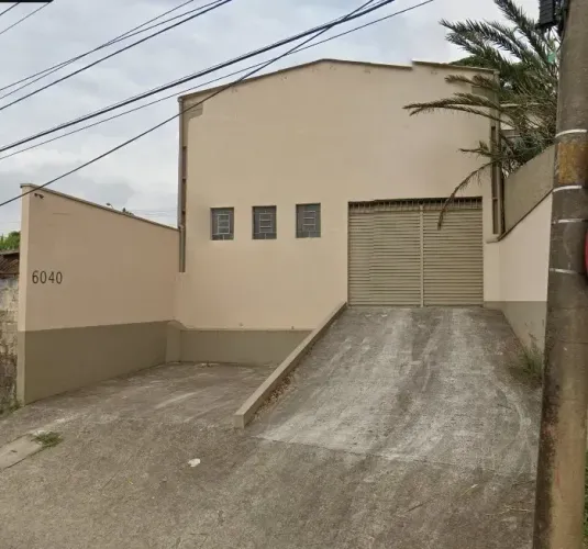Galpão para aluguel com 130m² em Cezar de Souza - Mogi das Cruzes - SP