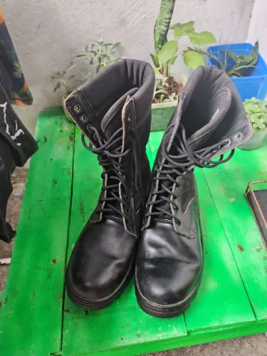 Vende se um curtuno tamanho 40 uma semana de uso