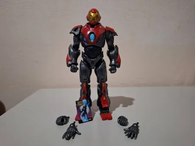 Iron Man Ultimate -Marvel Legends