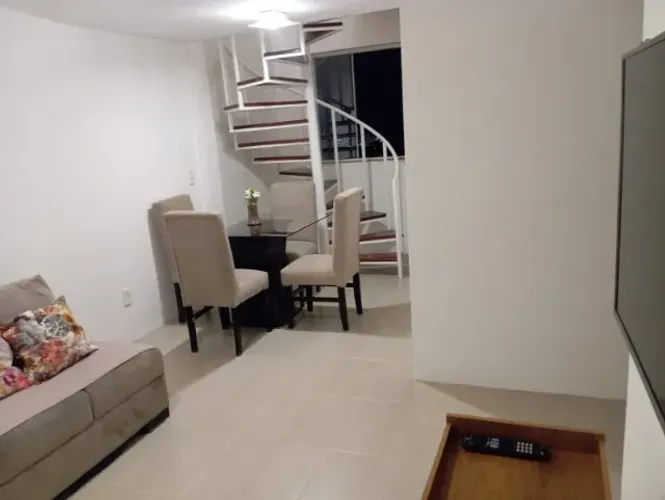 Apartamento duplex no Candeias com 2 vagas de garagem mobiliado