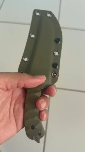 Faca de uso velado