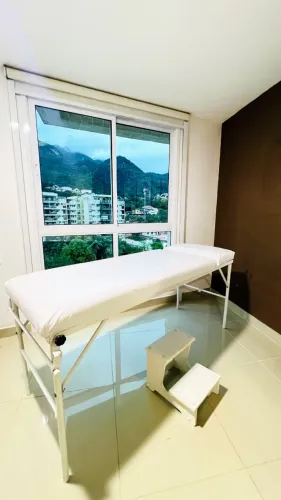 Maca Fixa Com Suporte, Escada e Travesseiro