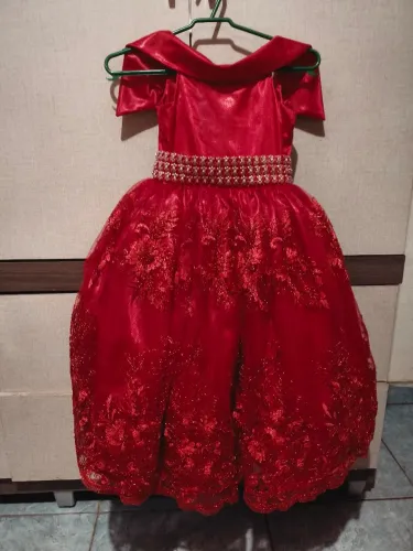 Vestido infantil de festa