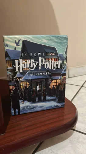 Box de livros Harry Potter + Livro Harry Potter e a criança amaldiçoada