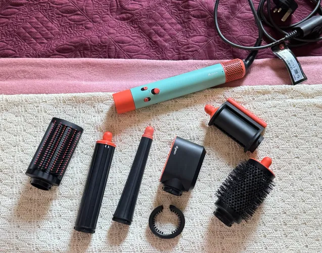 Dyson Airwrap i.d Azul-Celeste  (com Bluetooth) 