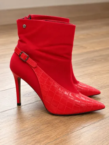 Bota feminina 