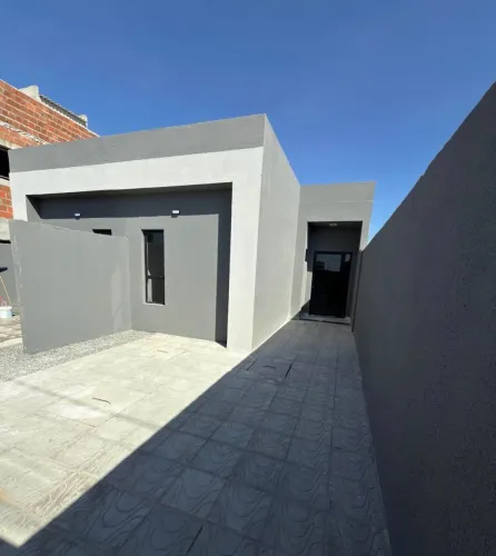 CASA A VENDA