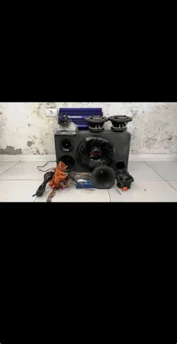 Caixa trio, módulo Roadstar 840 cornetas e twiters