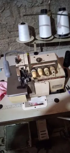 Máquina ponto cadeia