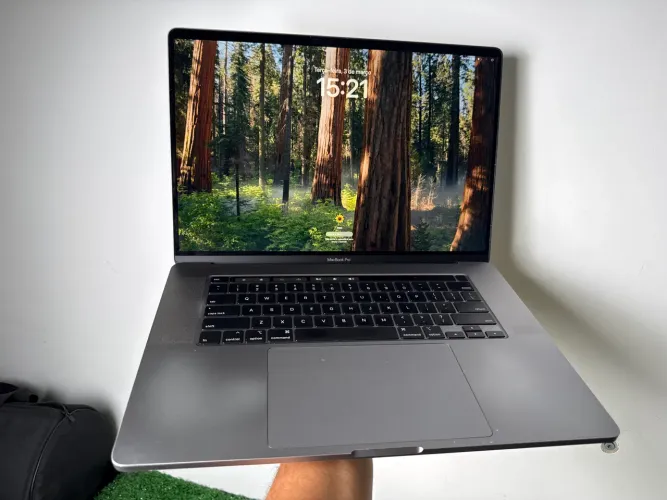 macbook pro 16 2019