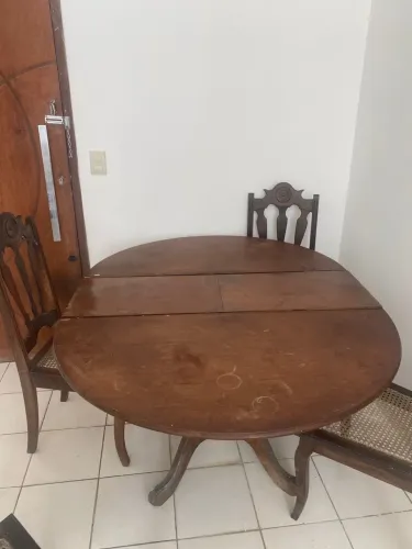 Mesa jantar 4 lugares expansível para 6 lugares